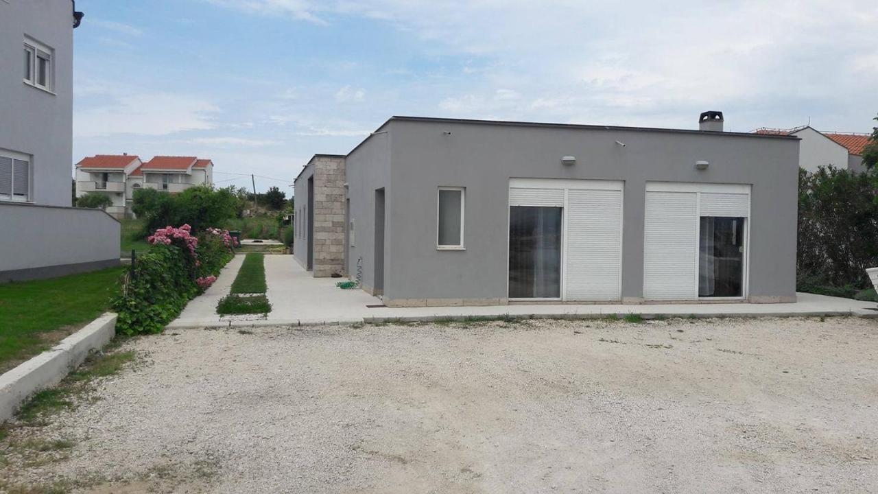 Apartments With A Parking Space Nin, Zadar - 13571 المظهر الخارجي الصورة