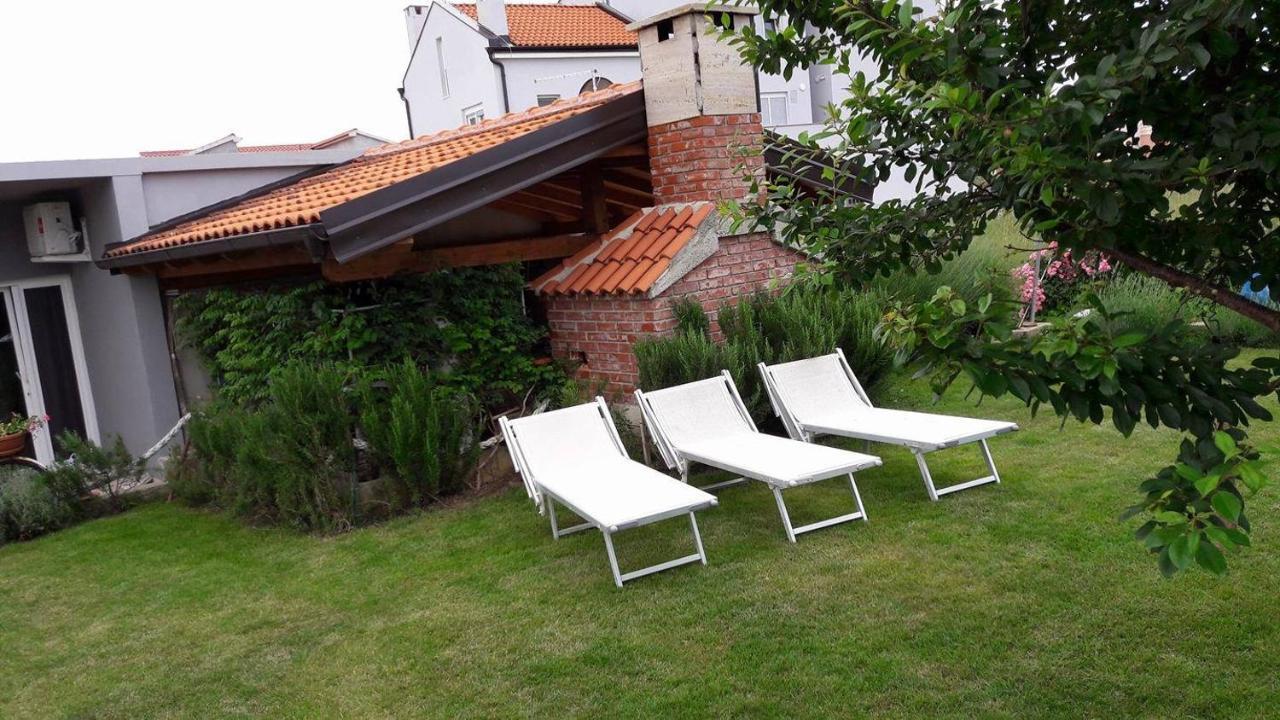 Apartments With A Parking Space Nin, Zadar - 13571 المظهر الخارجي الصورة