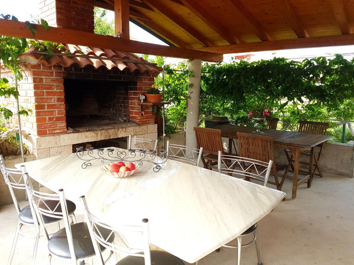 Apartments With A Parking Space Nin, Zadar - 13571 المظهر الخارجي الصورة