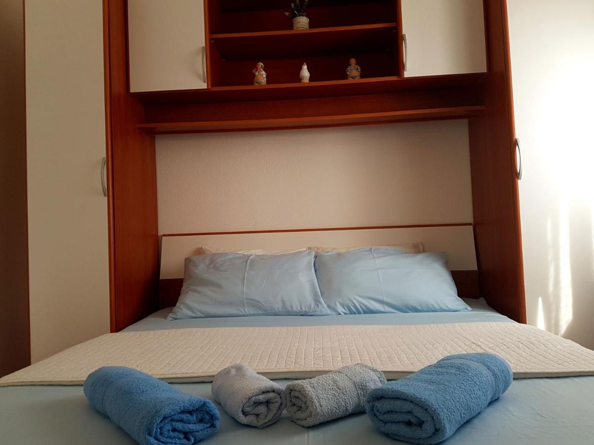 Apartments With A Parking Space Nin, Zadar - 13571 المظهر الخارجي الصورة