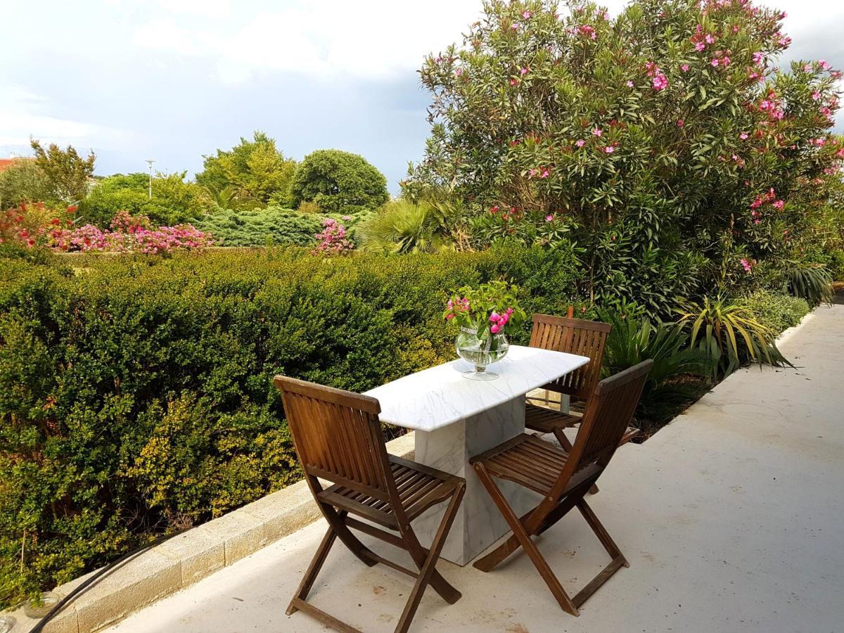 Apartments With A Parking Space Nin, Zadar - 13571 المظهر الخارجي الصورة
